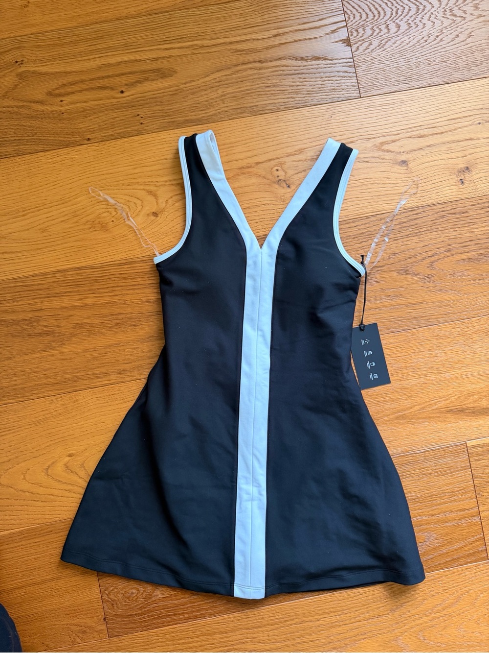 Abercrombie & Fitch YPB SCULPTLUX v-neck mini dress XSP